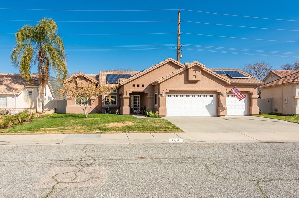 1251 Osprey St, San Jacinto, CA 92583