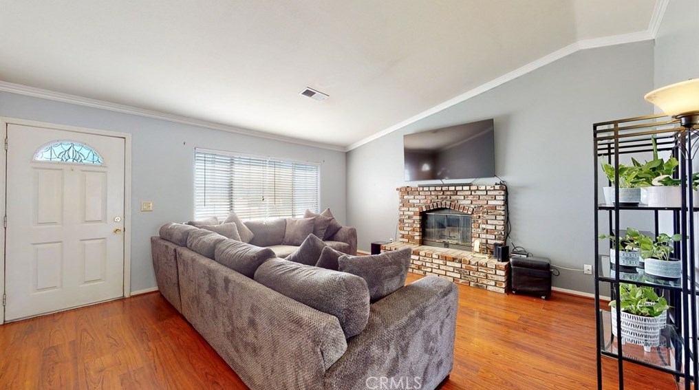 9294 Manteca Ave, Hesperia CA  92345-6461 exterior