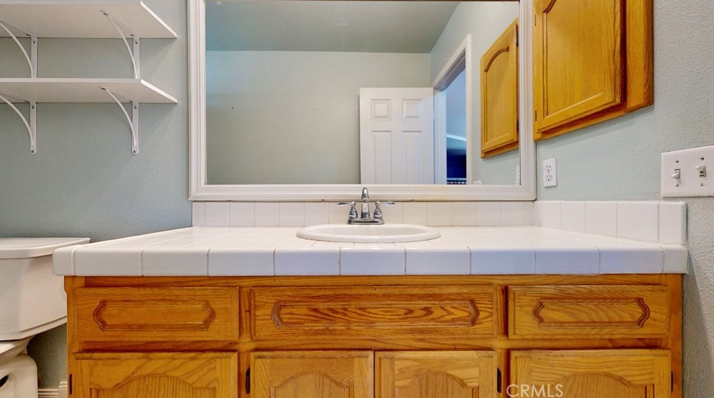 9294 Manteca Ave, Hesperia CA  92345-6461 exterior