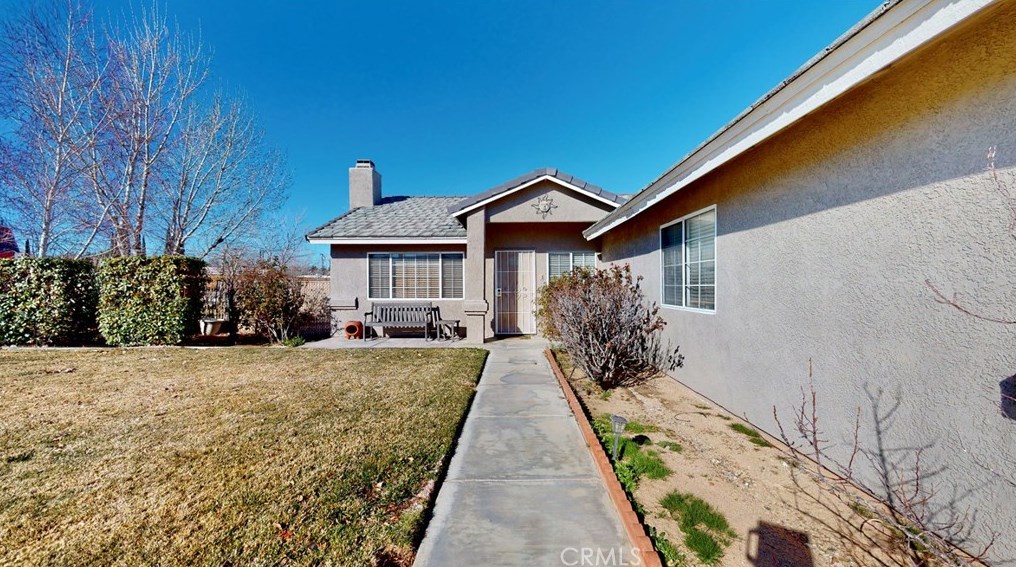 9294 Manteca Ave, Hesperia, CA 92345