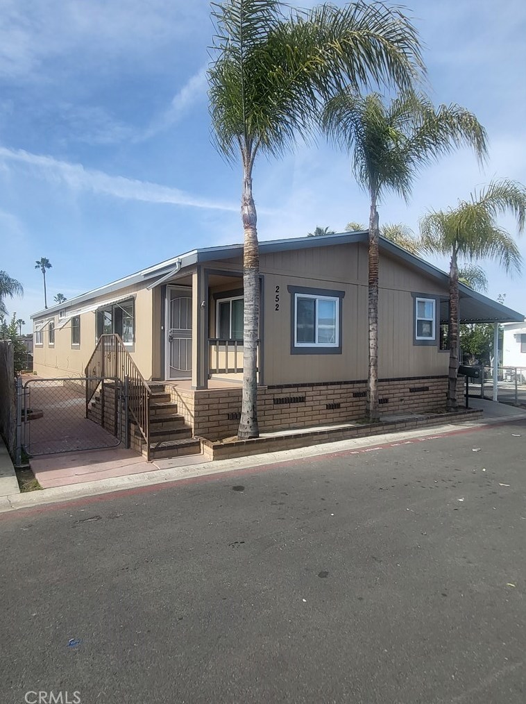 1455 S State St #252, Hemet, CA 92543