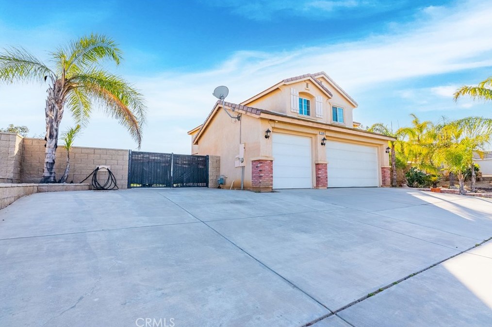 19105 Eldorado Rd, Perris, CA 92570