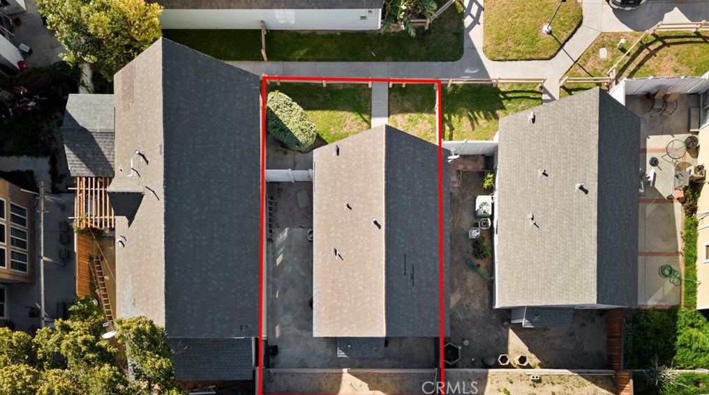 14606 Woodland Dr, Fontana CA  92337-1207 exterior