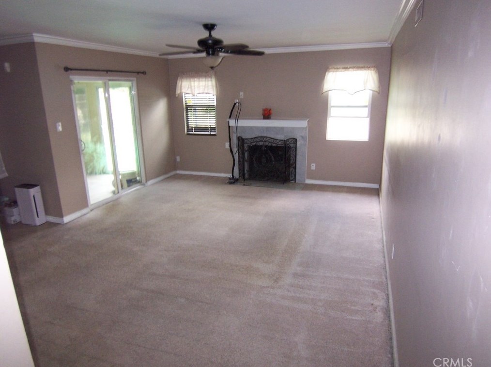 200 E Valencia St, Rialto, CA 92376