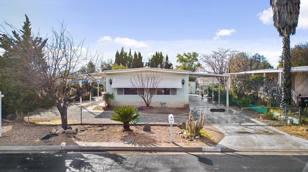 25195 Avenida Madrid, Homeland, CA 92548-9334