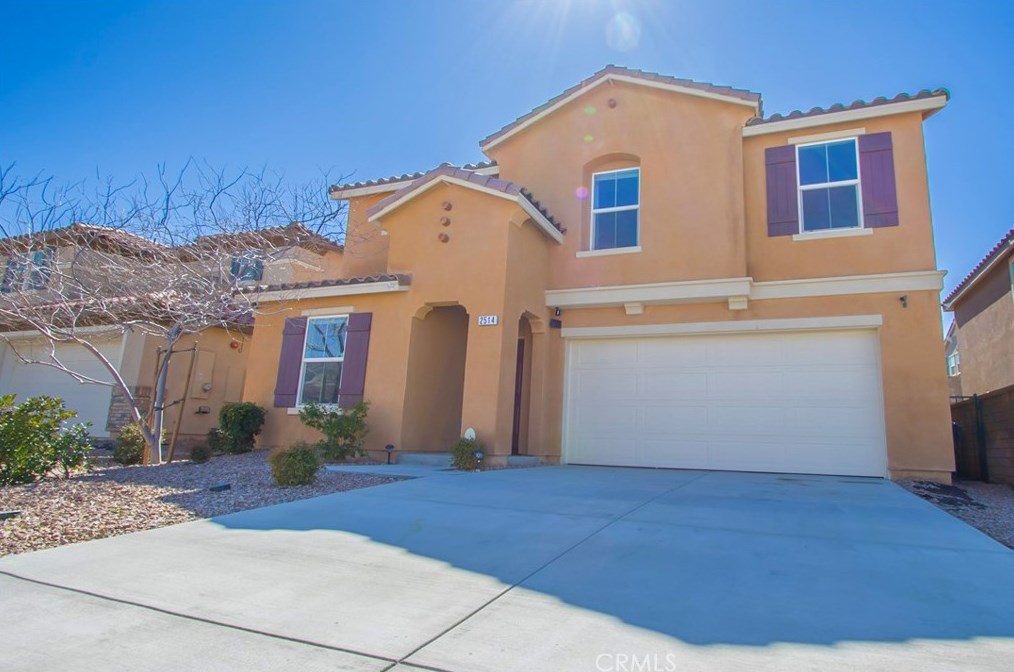 2514 Mulberry Ln, Palmdale CA  93551-6137 exterior