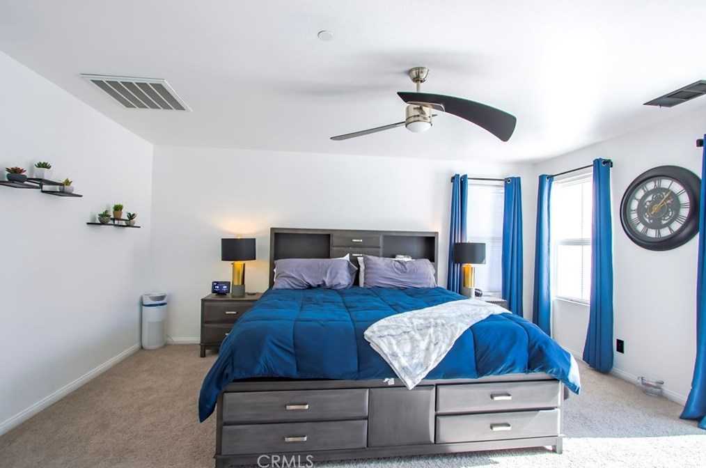 2514 Mulberry Ln, Palmdale CA  93551-6137 exterior