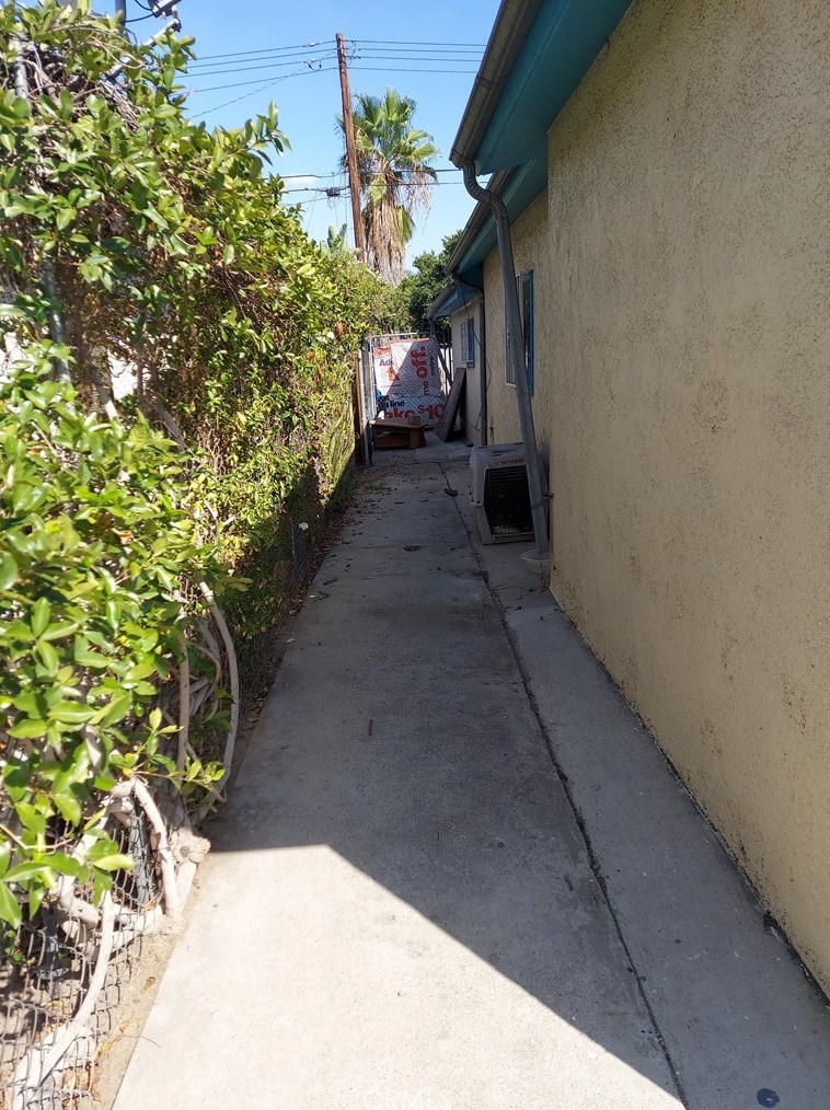 1530 Rialto Ave, Colton, CA 92324