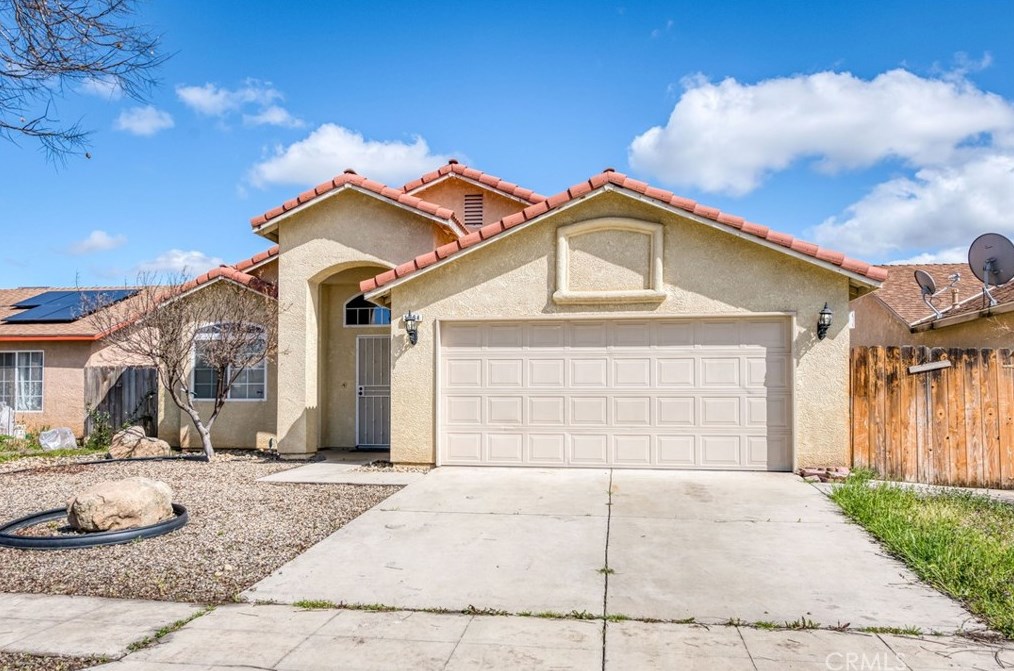1364 N Sandau Ave, Fresno, CA 93727