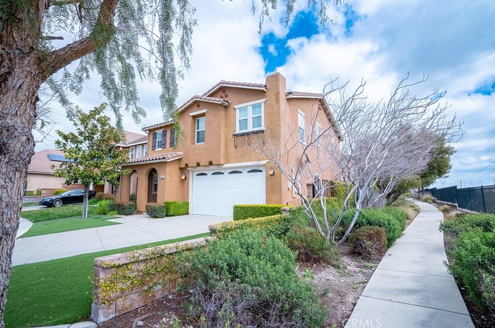 5437 Massa Way, Fontana, CA 92336-0255