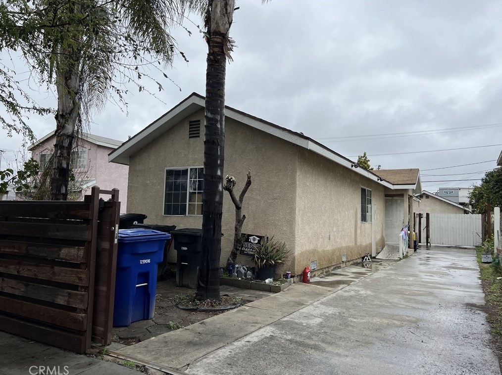 9820 Virginia Ave, South Gate, CA 90280