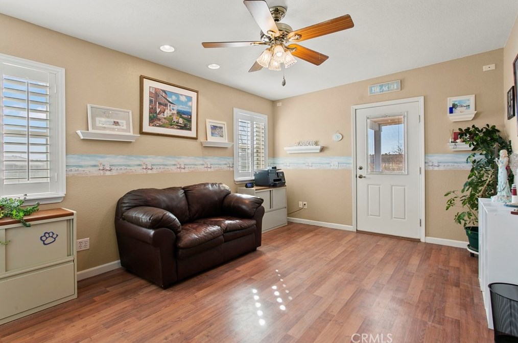 11433 Buttemere Rd, Phelan CA  92371-4245 exterior