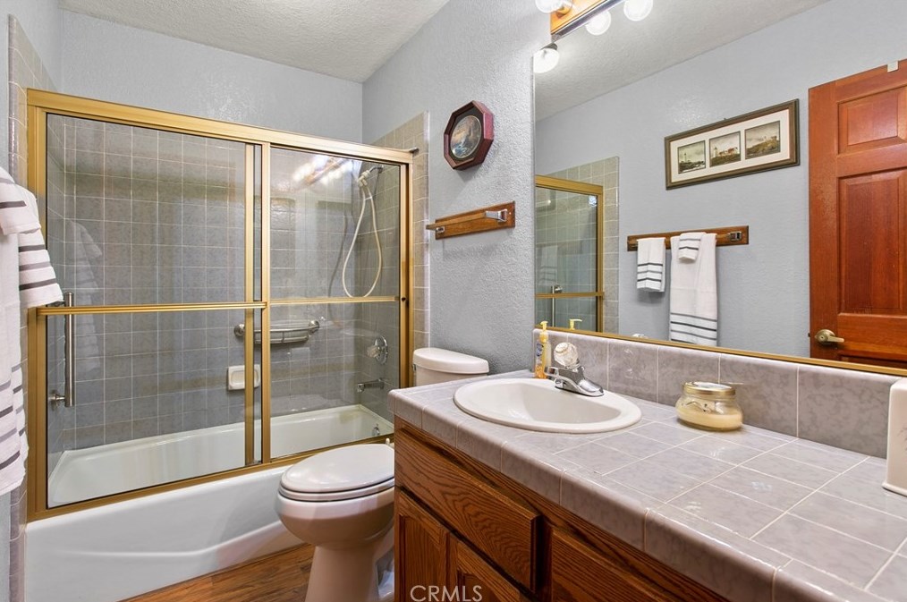 11433 Buttemere Rd, Phelan CA  92371-4245 exterior