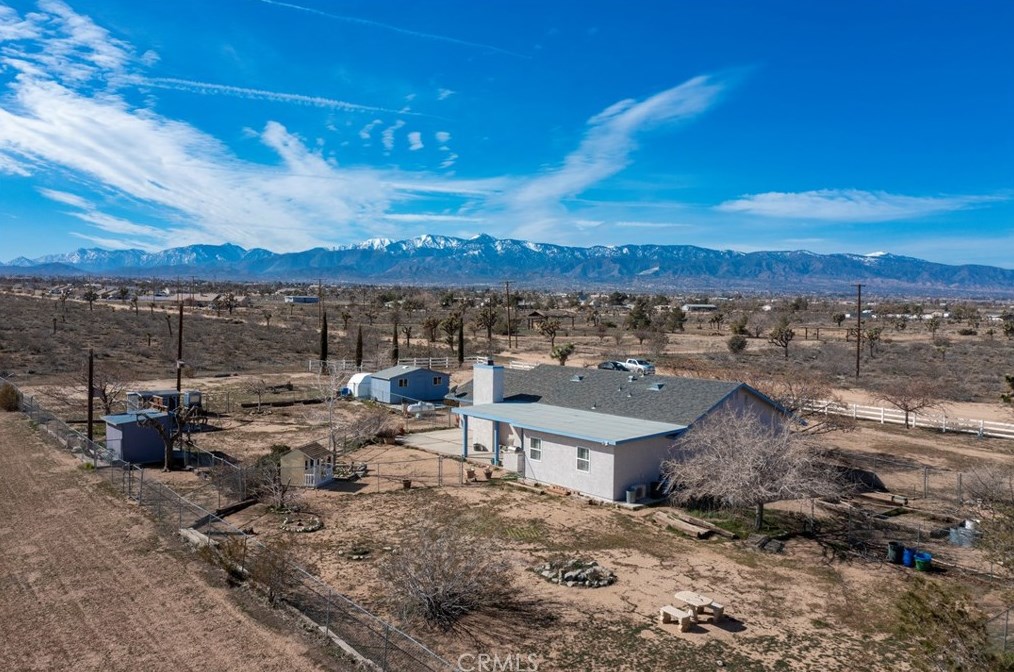 11433 Buttemere Rd, Phelan CA  92371-4245 exterior