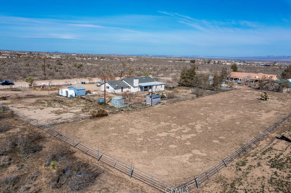 11433 Buttemere Rd, Phelan CA  92371-4245 exterior