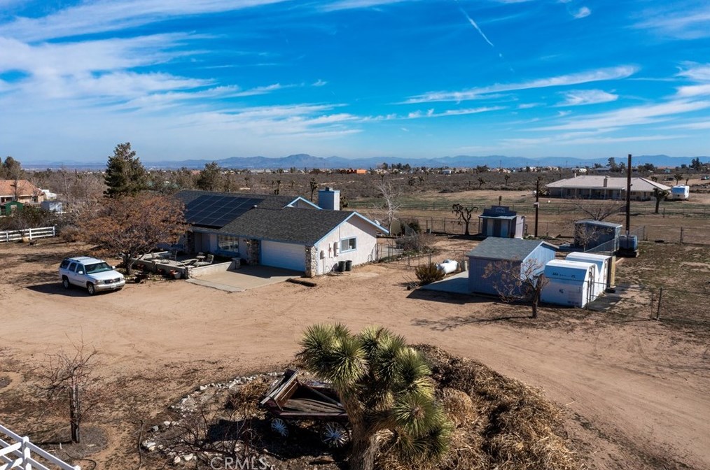 11433 Buttemere Rd, Phelan CA  92371-4245 exterior