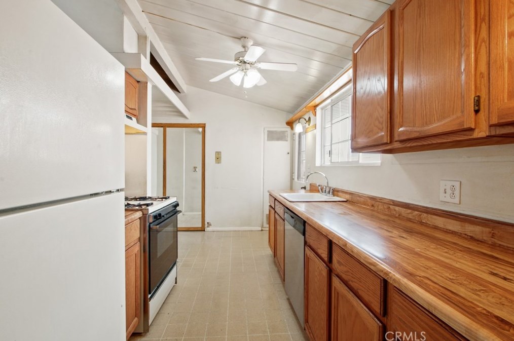 12218 Dune St, Norwalk, CA 90650-2058