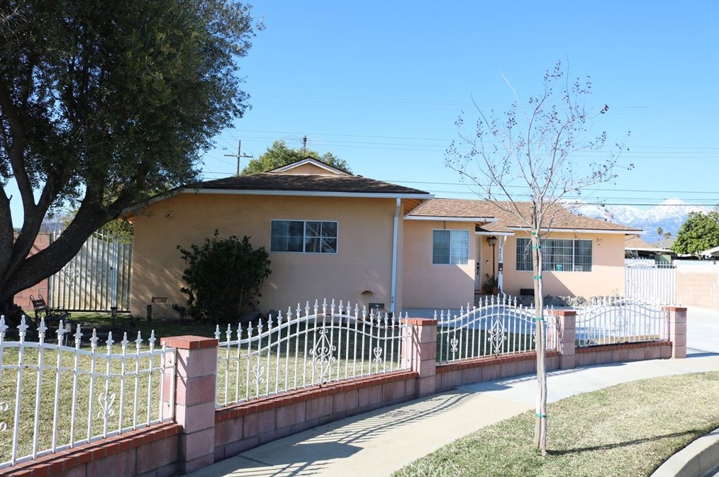4910 Fauna St, Montclair, CA 91763