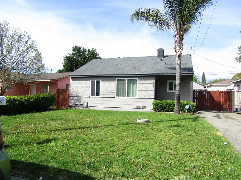 327 Artesia St, Pomona, CA 91768-1743