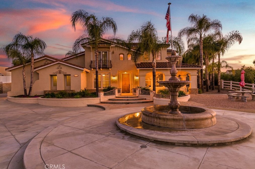 18421 Hollowtree Ln, Riverside, CA 92504