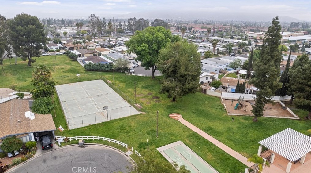 14827 Brentstone St, Moreno Valley CA  92553-3905 exterior