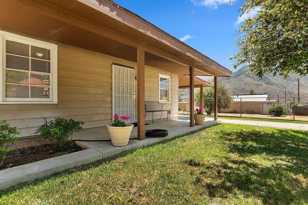 14024 Citrus Ave, Cabazon, CA 92230