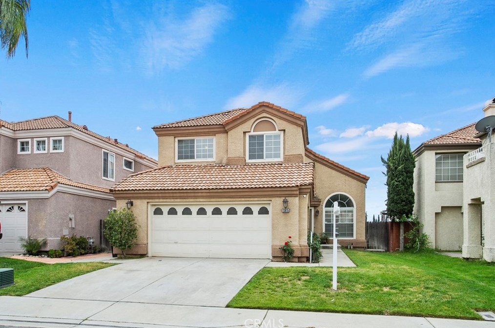 13815 Portofino St, Fontana, CA 92336-3855