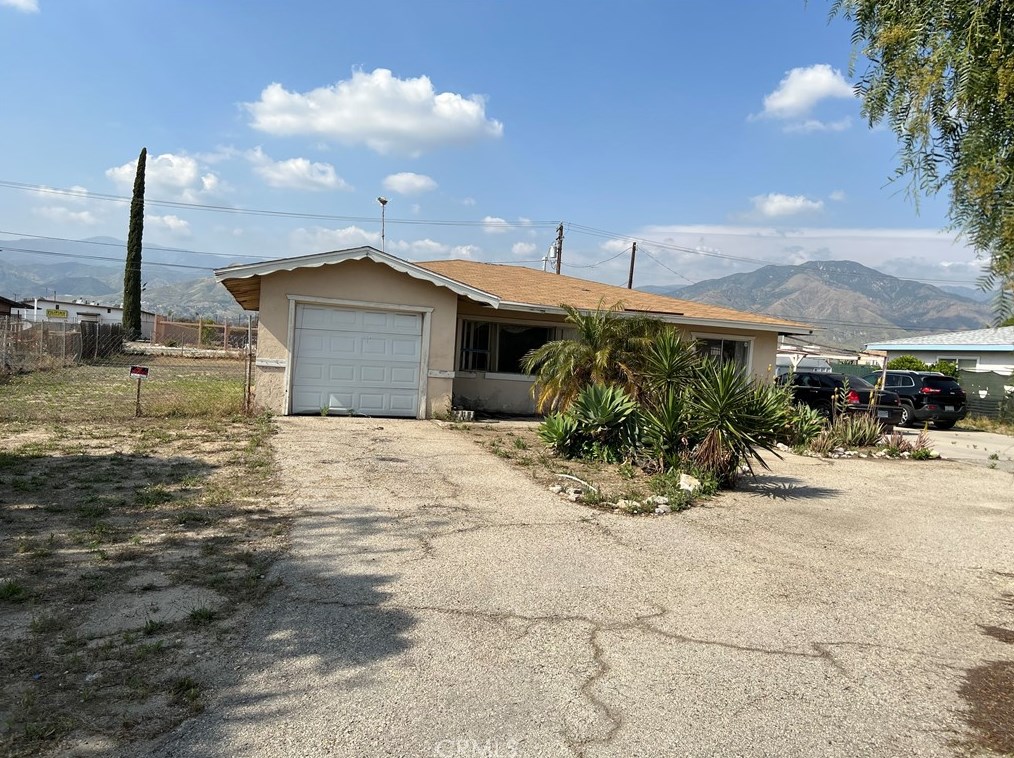 27136 5th St, Highland, CA 92346