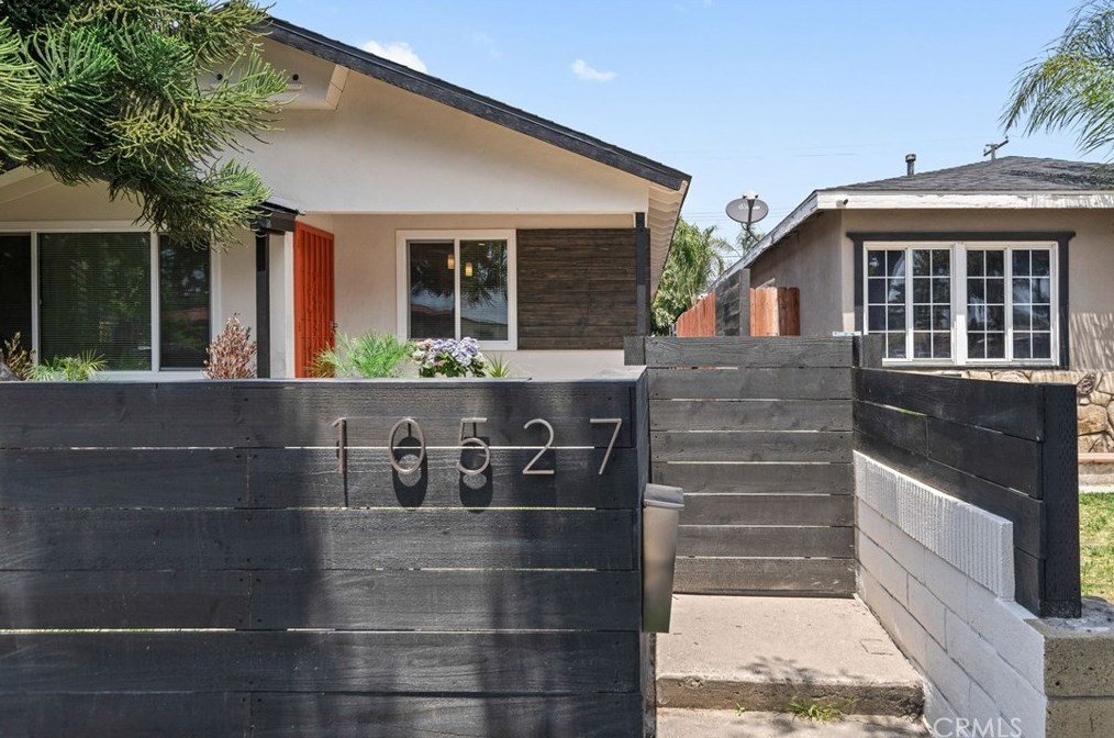 10527 Downey Norwalk Rd, Norwalk, CA 90650-7424