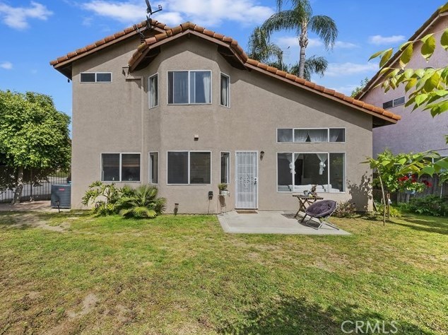 1801 Carolann St, Pomona CA  91766-5576 exterior