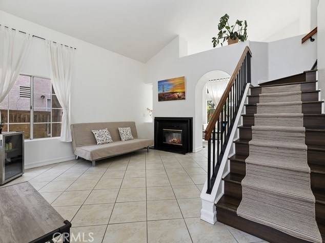 1801 Carolann St, Pomona CA  91766-5576 exterior