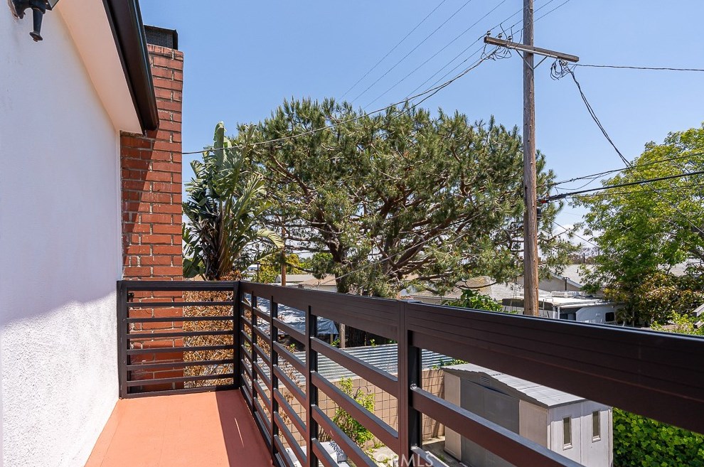 12608 Gilmore Ave, Los Angeles CA  90066-6429 exterior