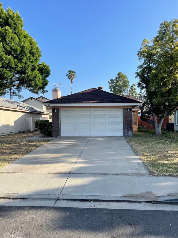 16260 Barbee St, Fontana, CA 92336