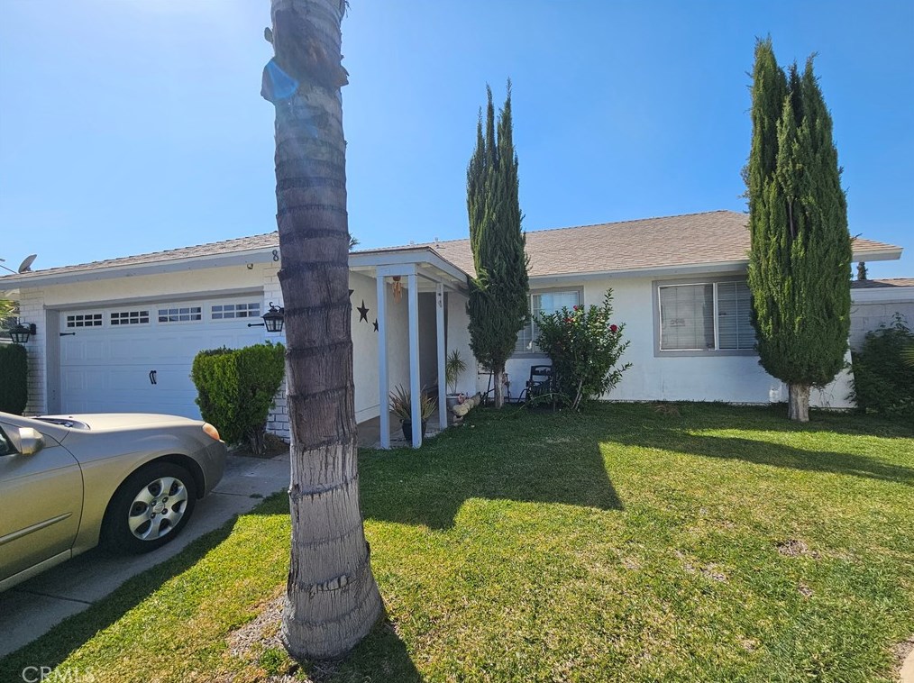8720 Buckeye Ct, Fontana, CA 92335
