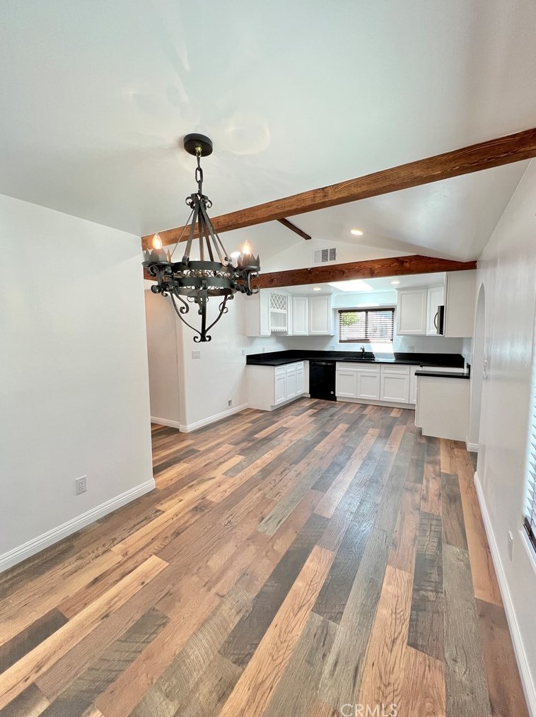 1521 Nicolet St, Banning CA  92220-5772 exterior