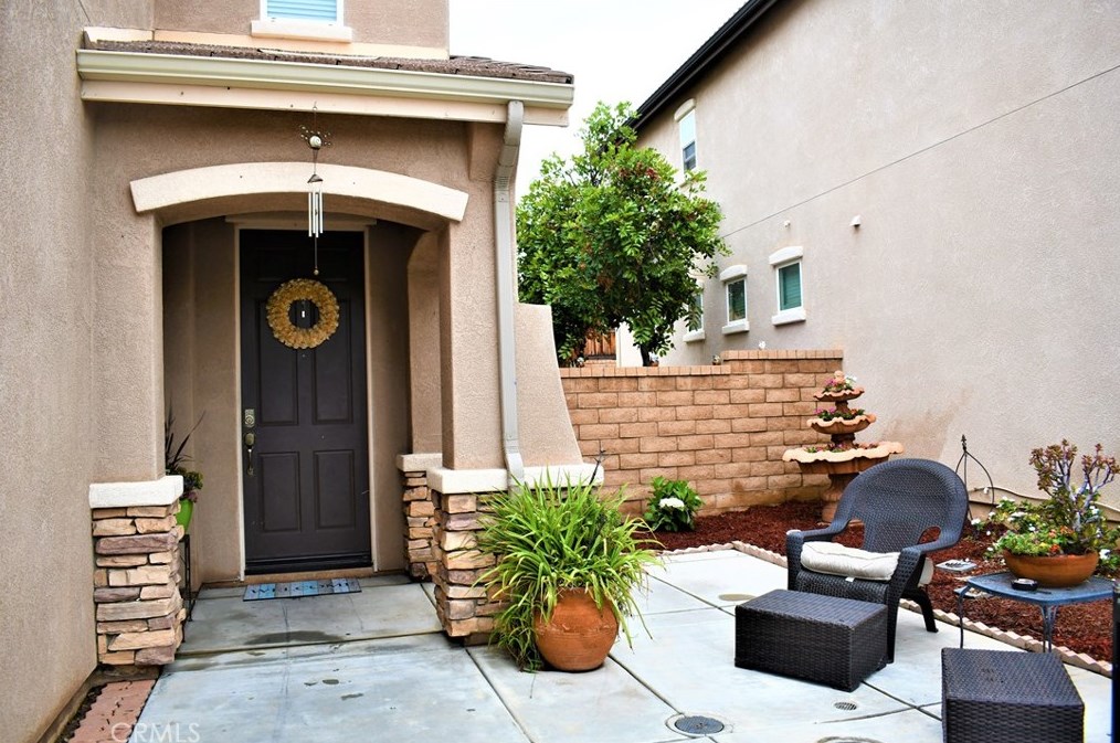 27080 Aventurine Way, Moreno Valley, CA 92555-4515