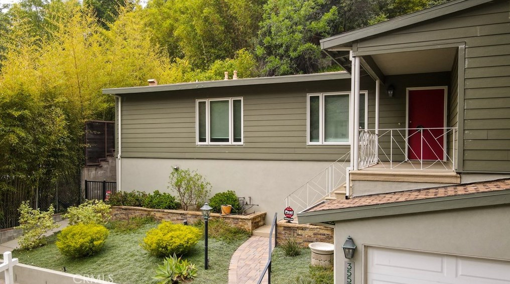 3557 Laurelvale Dr, North Hollywood, CA 91604