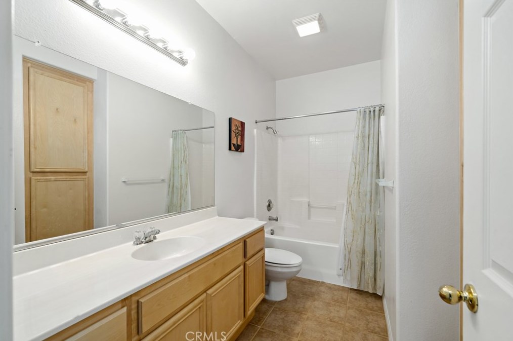 15334 Via Rio, Moreno Valley CA  92555-4104 exterior