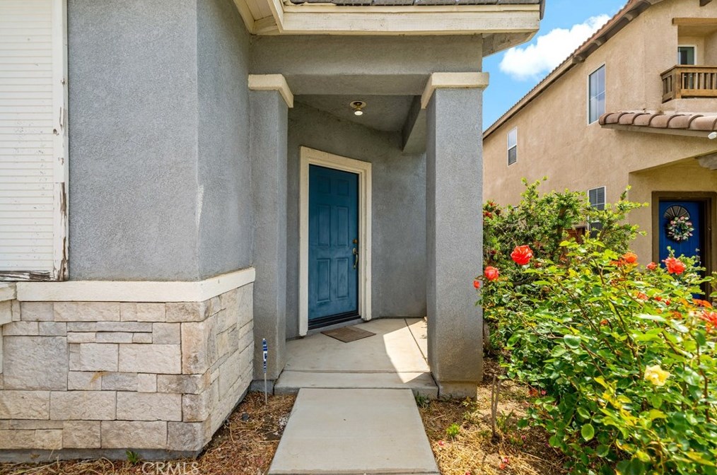 15334 Via Rio, Moreno Valley CA  92555-4104 exterior