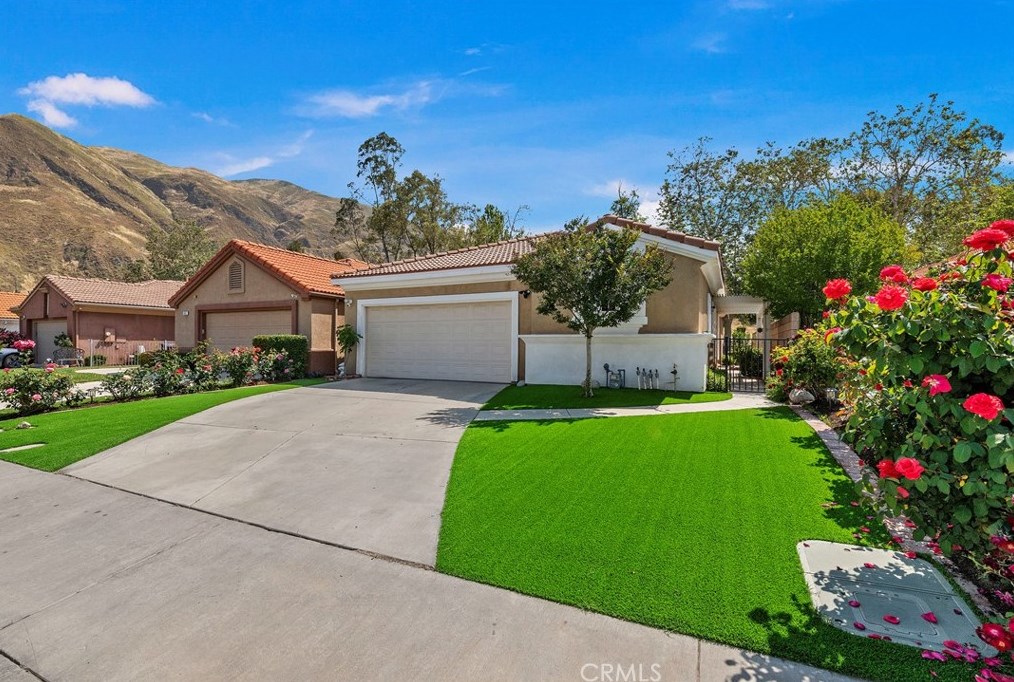 895 Torino Ave, San Jacinto, CA 92583