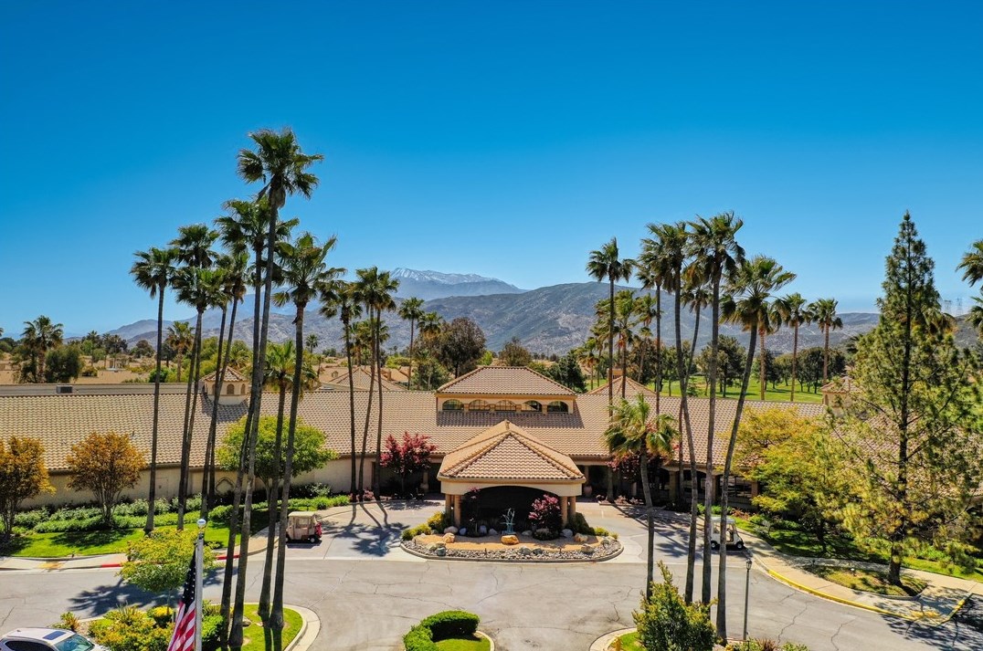 5499 Breckenridge Ave, Banning CA  92220-7157 exterior