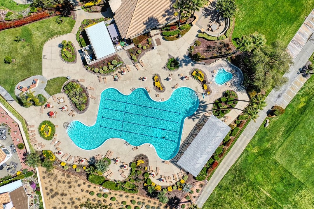 5499 Breckenridge Ave, Banning CA  92220-7157 exterior