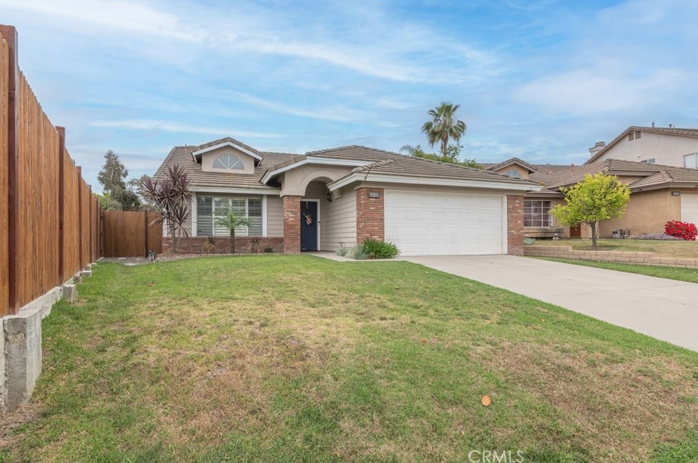 9203 Desert Acacia Ln, Corona, CA 92883-7627