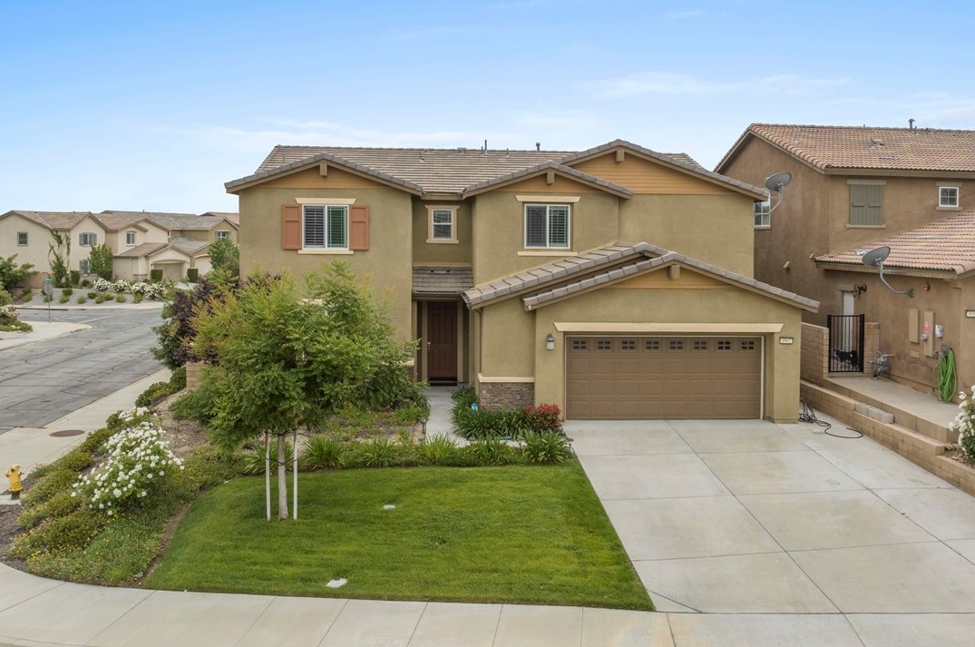 4062 Running Oak Ln, San Bernardino, CA 92407