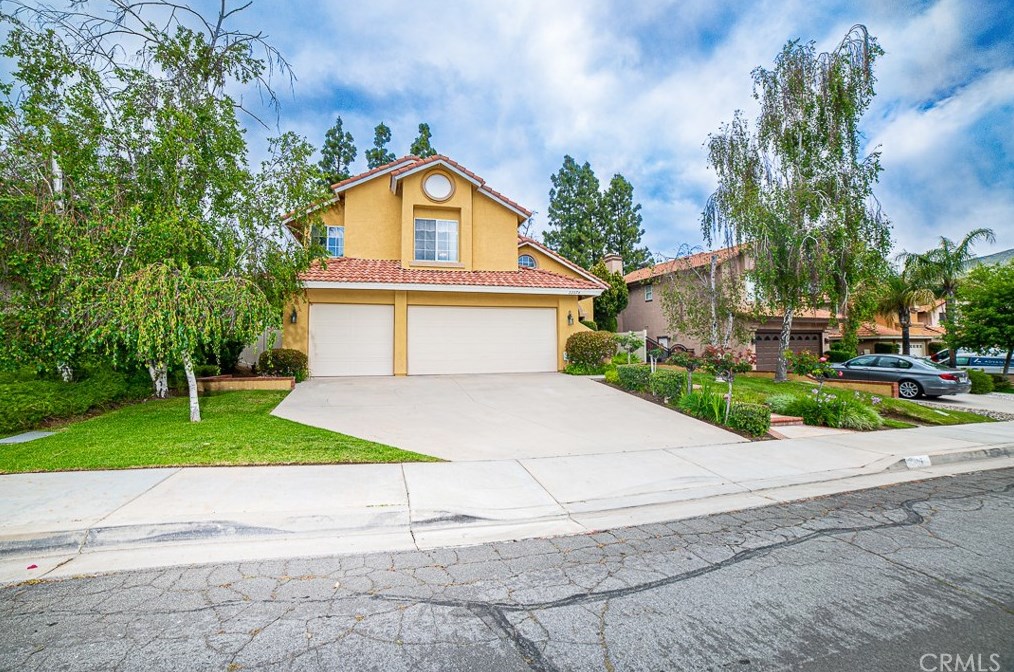 22674 Springmist Dr, Moreno Valley, CA 92557-2698