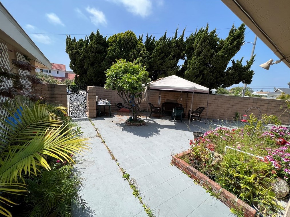 14452 Mesa Cir, Westminster, CA 92683-4510