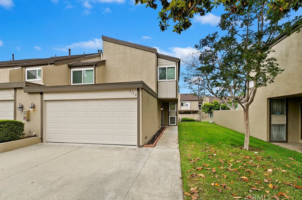 3738 Towne Park Cir, Pomona, CA 91767-1255