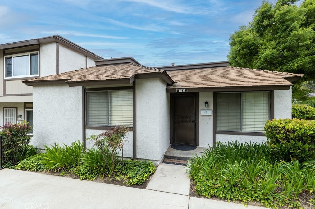 21832 Stonepine St, Pomona, CA 91765-2821