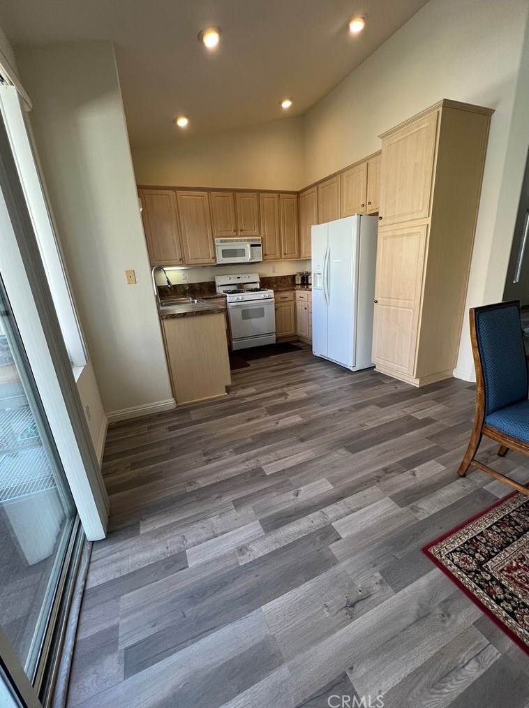 1290 Green Island St, Banning CA  92220-5495 exterior