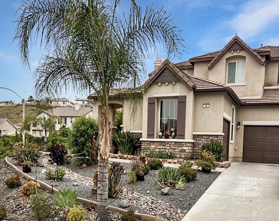 26 Via Palmieki Ct, Lake Elsinore, CA 92532
